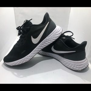 Nike Revolution Running shoes